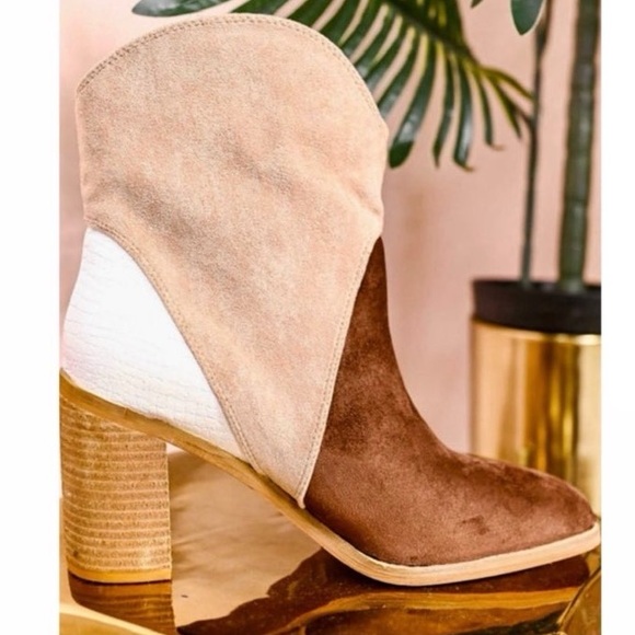 Chestnut Color Block Suede Boot - Picture 2 of 16